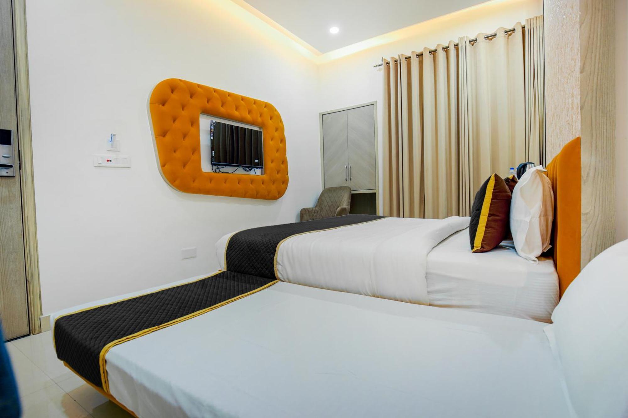 Hotel Golden Stay Amritsar Exterior photo